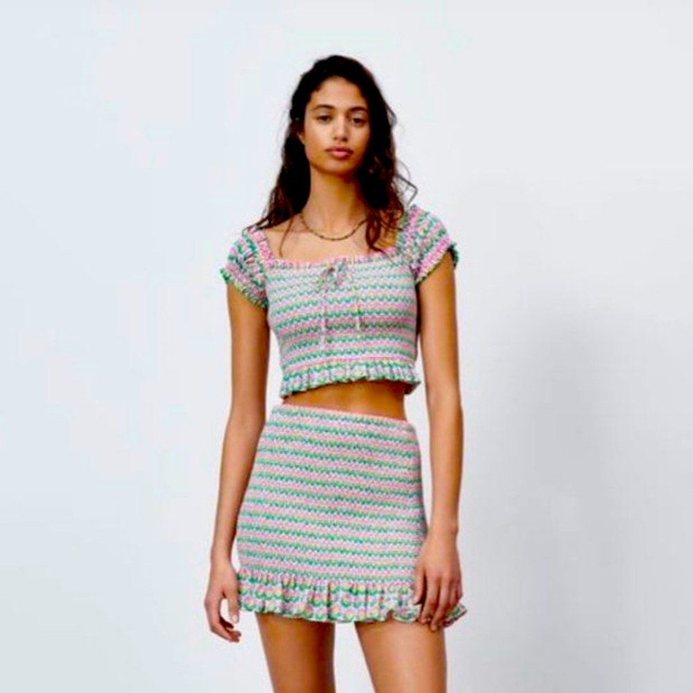 Zara women’s green and purple daisy shirt and skirt